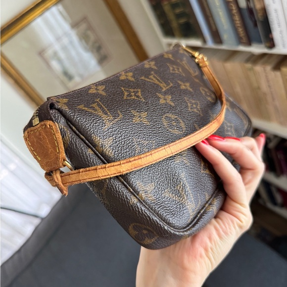 Louis Vuitton Pochette MADE IN FRANCE 🇫🇷 - Picture 7 of 14